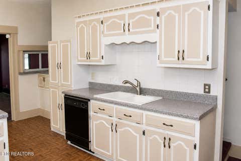 Tiny photo for 1428 Flat Gap Rd, Jefferson City, TN 37760 (MLS # 1350102)