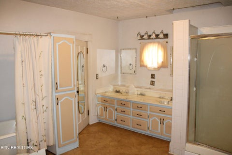 Tiny photo for 1428 Flat Gap Rd, Jefferson City, TN 37760 (MLS # 1350102)