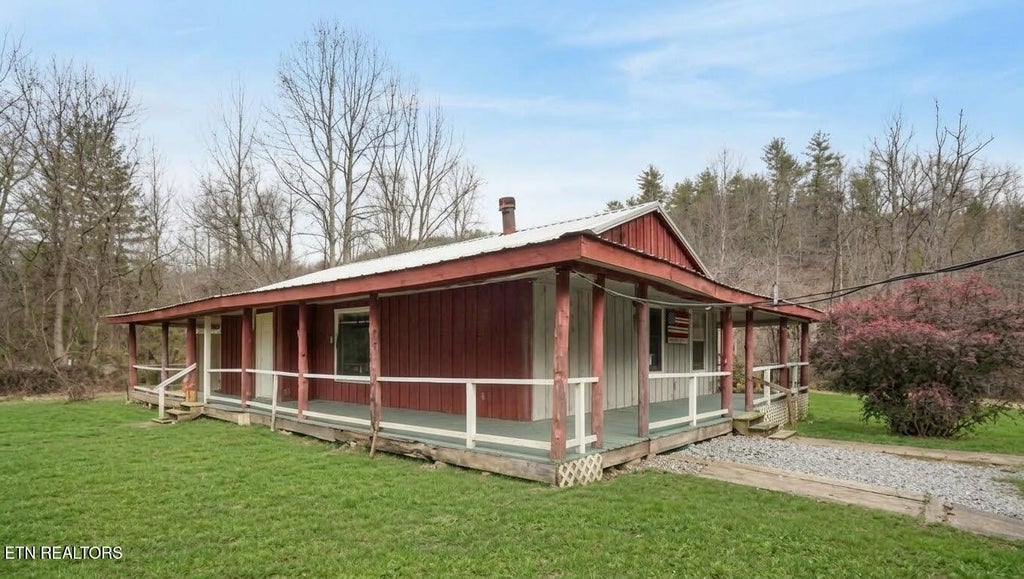 Photo of 1223 Rocky Flats Rd, Cosby, TN 37722 (MLS # 1357775)