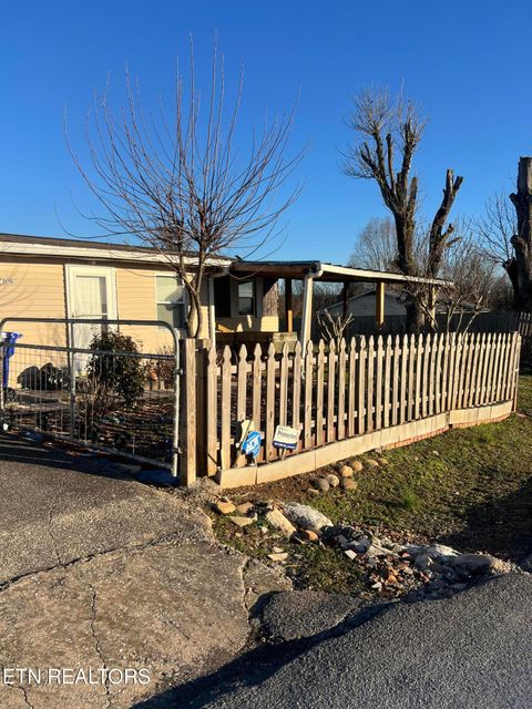 Photo of 1029 Green Rd, Madisonville, TN 37354 (MLS # 1330427)