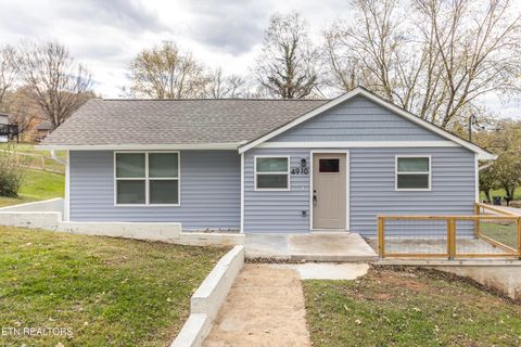 Photo of 4910 SW Cleage St, Knoxville, TN 37920 (MLS # 1325380)