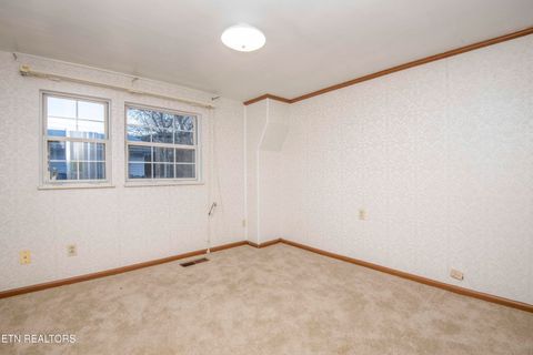 Tiny photo for 400 Furnace Ave, Rockwood, TN 37854 (MLS # 1329357)