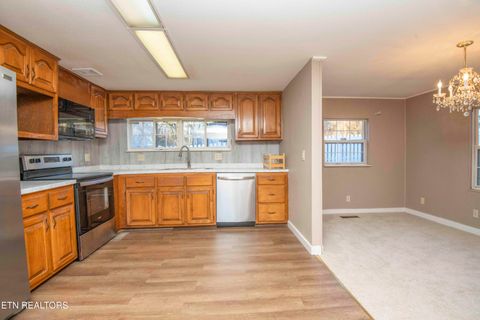 Tiny photo for 400 Furnace Ave, Rockwood, TN 37854 (MLS # 1329357)