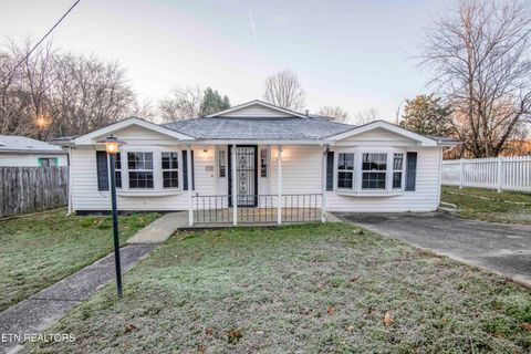 Photo of 400 Furnace Ave, Rockwood, TN 37854 (MLS # 1329357)