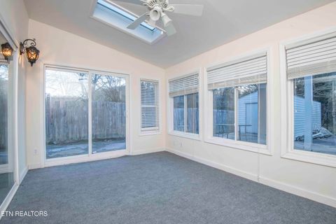 Tiny photo for 400 Furnace Ave, Rockwood, TN 37854 (MLS # 1329357)