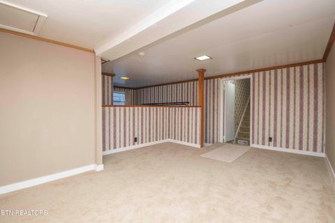 Tiny photo for 400 Furnace Ave, Rockwood, TN 37854 (MLS # 1329357)