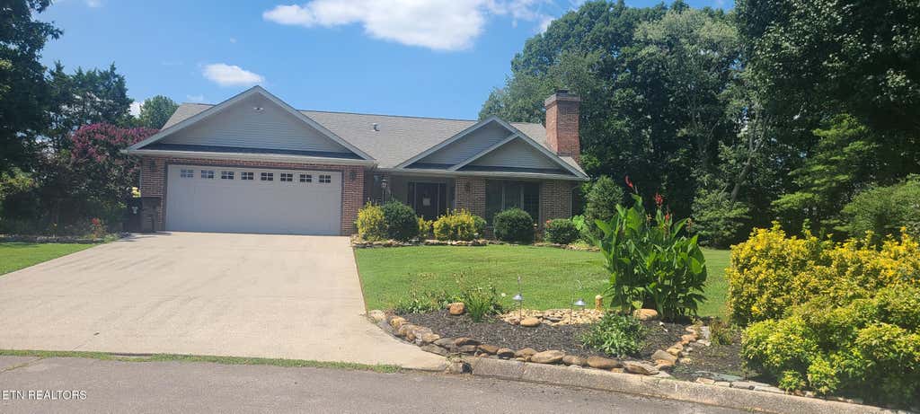 Photo of 905 Sugarwood Drive, Maryville, TN 37803 (MLS # 1350553)