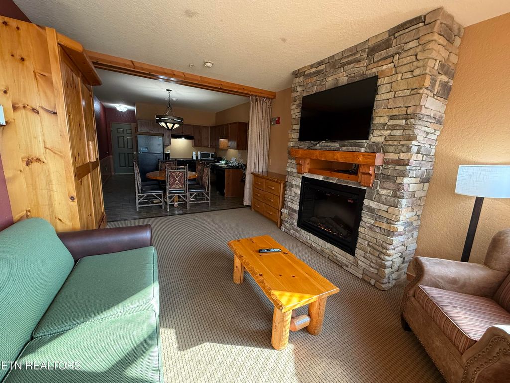 Photo of 1424 Old Knoxville 13067/ 13079 Hwy, Sevierville, TN 37876 (MLS # 1324075)