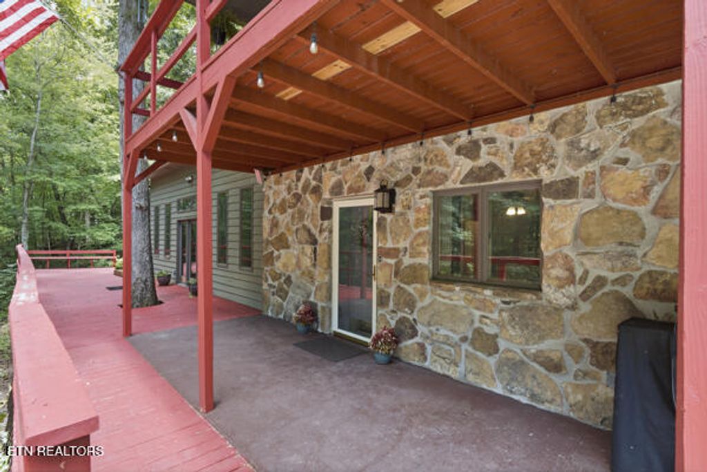 Photo of 1731 Vonore Rd, Loudon, TN 37774 (MLS # 1348747)