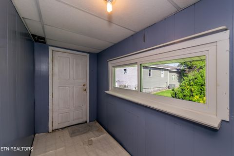 Tiny photo for 1915 McCroskey Ave, Knoxville, TN 37917 (MLS # 1338063)