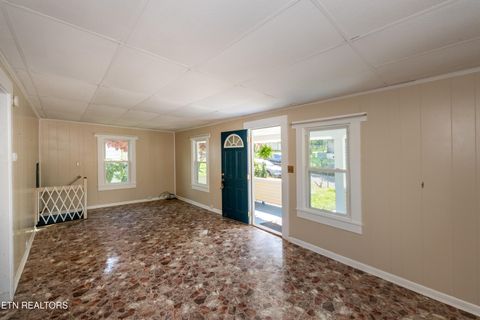 Tiny photo for 1915 McCroskey Ave, Knoxville, TN 37917 (MLS # 1338063)