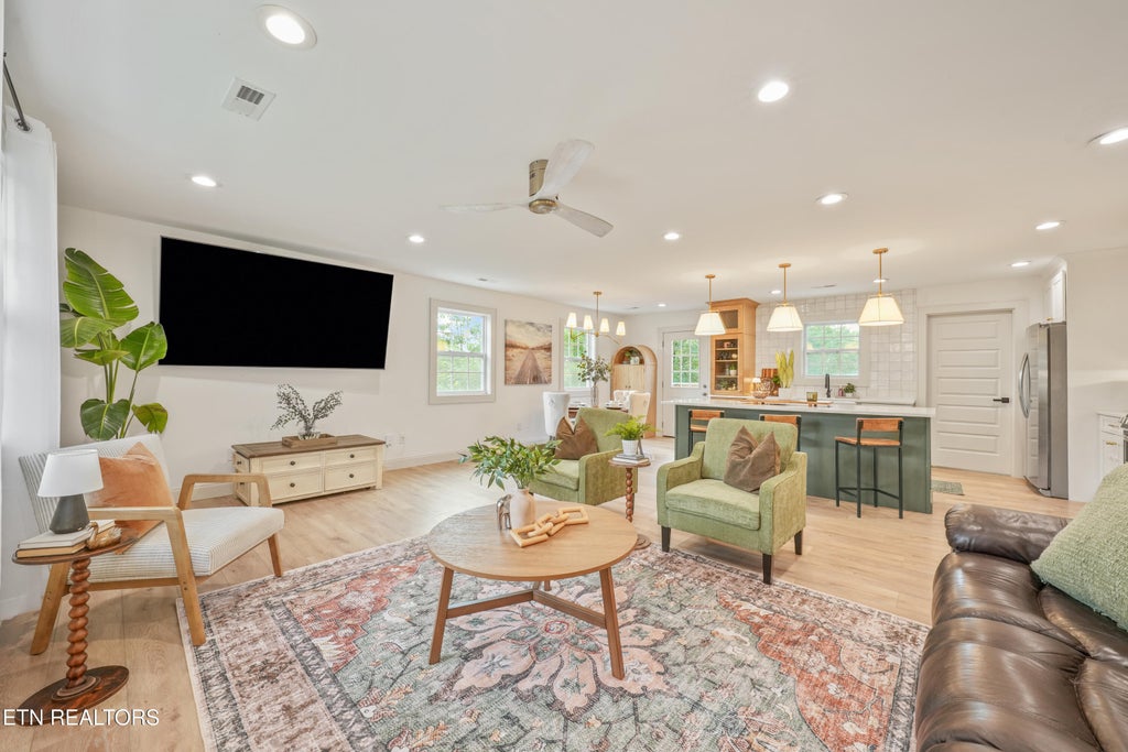 Photo of 6314 John May Drive, Knoxville, TN 37921 (MLS # 1356099)