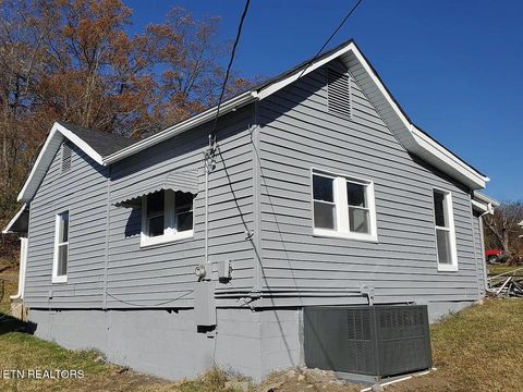 Tiny photo for 2102 Adams Ave, Knoxville, TN 37917 (MLS # 1340003)
