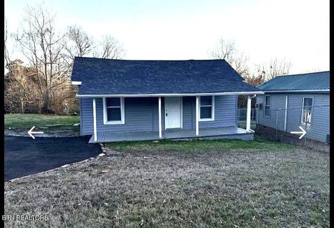 Tiny photo for 2102 Adams Ave, Knoxville, TN 37917 (MLS # 1340003)