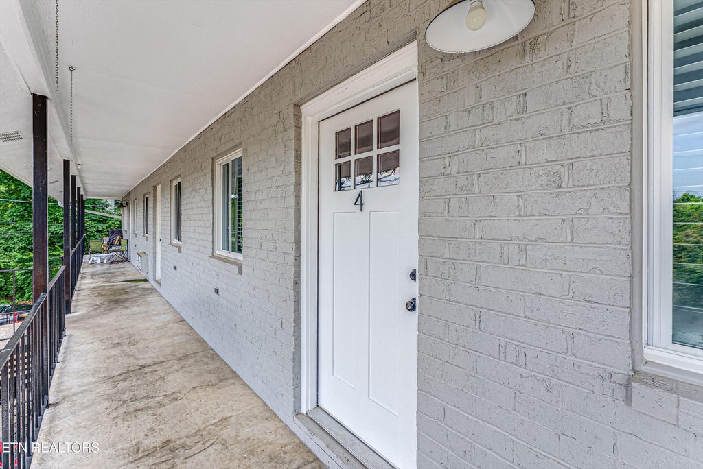 Photo of 3407 Garden Drive #4, Knoxville, TN 37918 (MLS # 1344646)