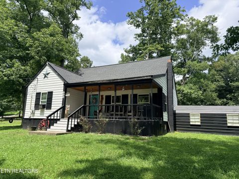 Photo of 586 Rugby Hwy, Robbins, TN 37852 (MLS # 1349231)