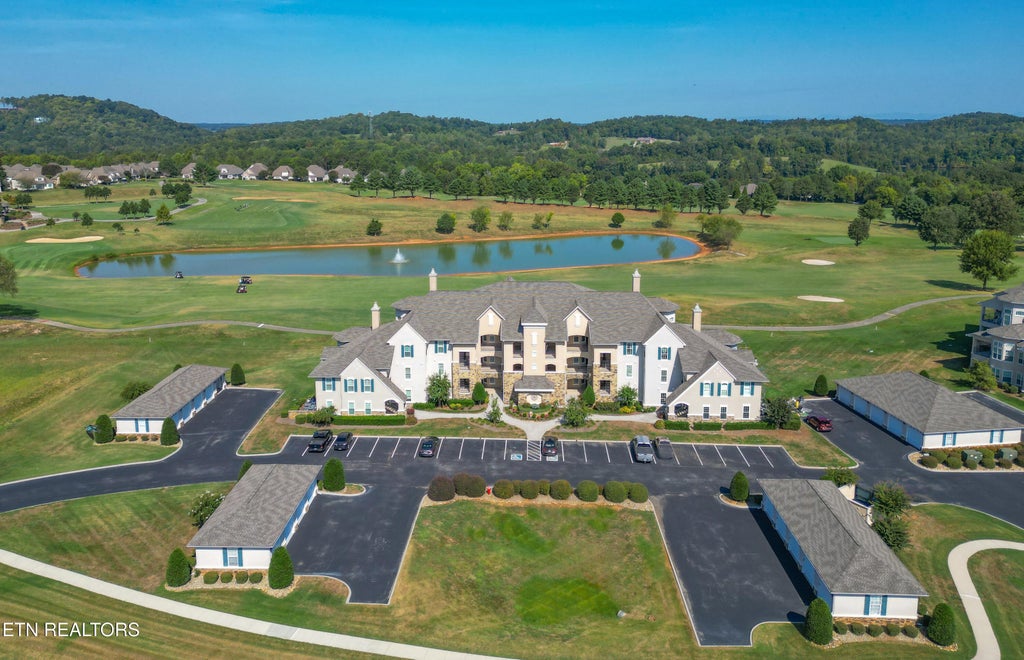 Photo of 535 Rarity Bay Pkwy #201, Vonore, TN 37885 (MLS # 1354116)