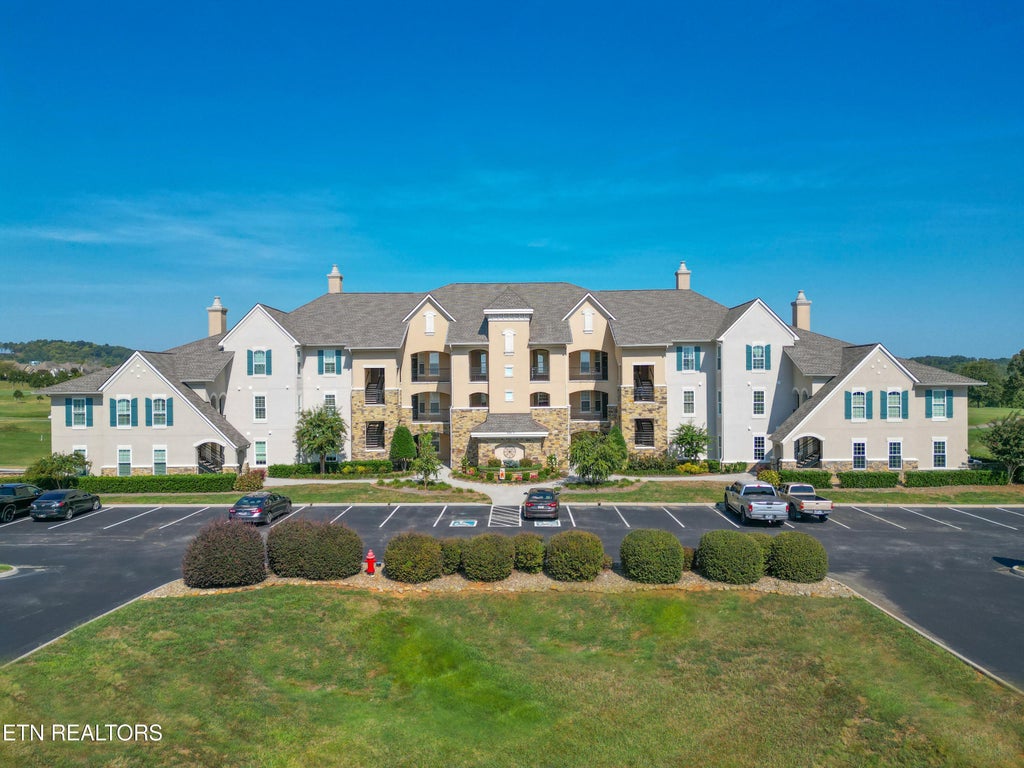 Photo of 535 Rarity Bay Pkwy #201, Vonore, TN 37885 (MLS # 1354116)