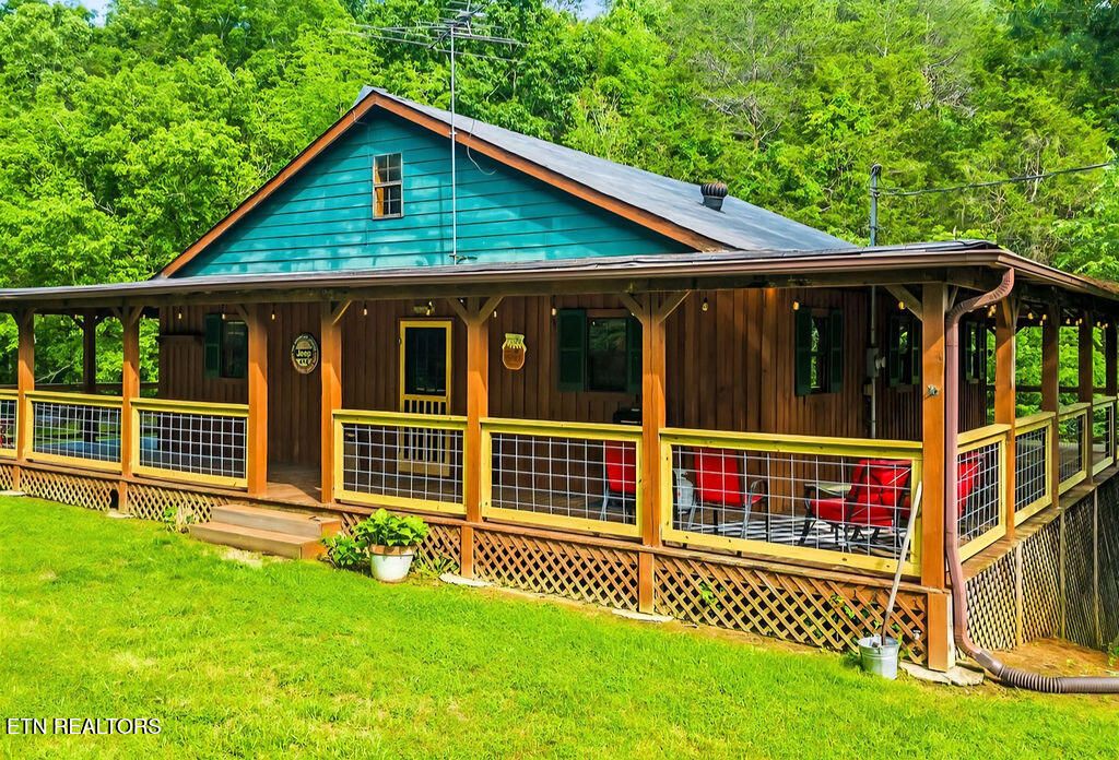 Photo of 1564 Providence Rd, Pigeon Forge, TN 37876 (MLS # 1318286)