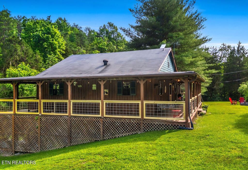 Photo of 1564 Providence Rd, Pigeon Forge, TN 37876 (MLS # 1318286)