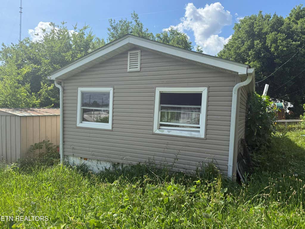 Photo of 114 Cedar Ave, Knoxville, TN 37917 (MLS # 1345469)