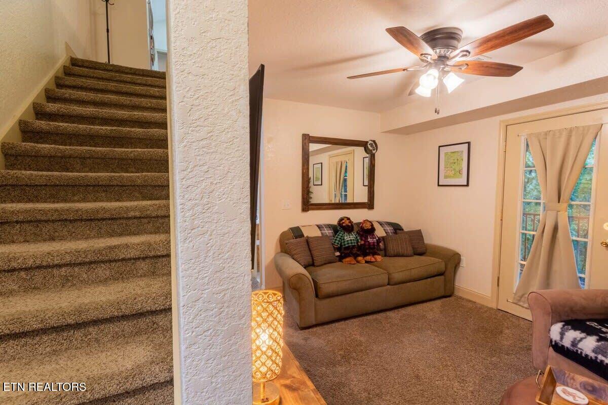 541 Johnson Lane 2