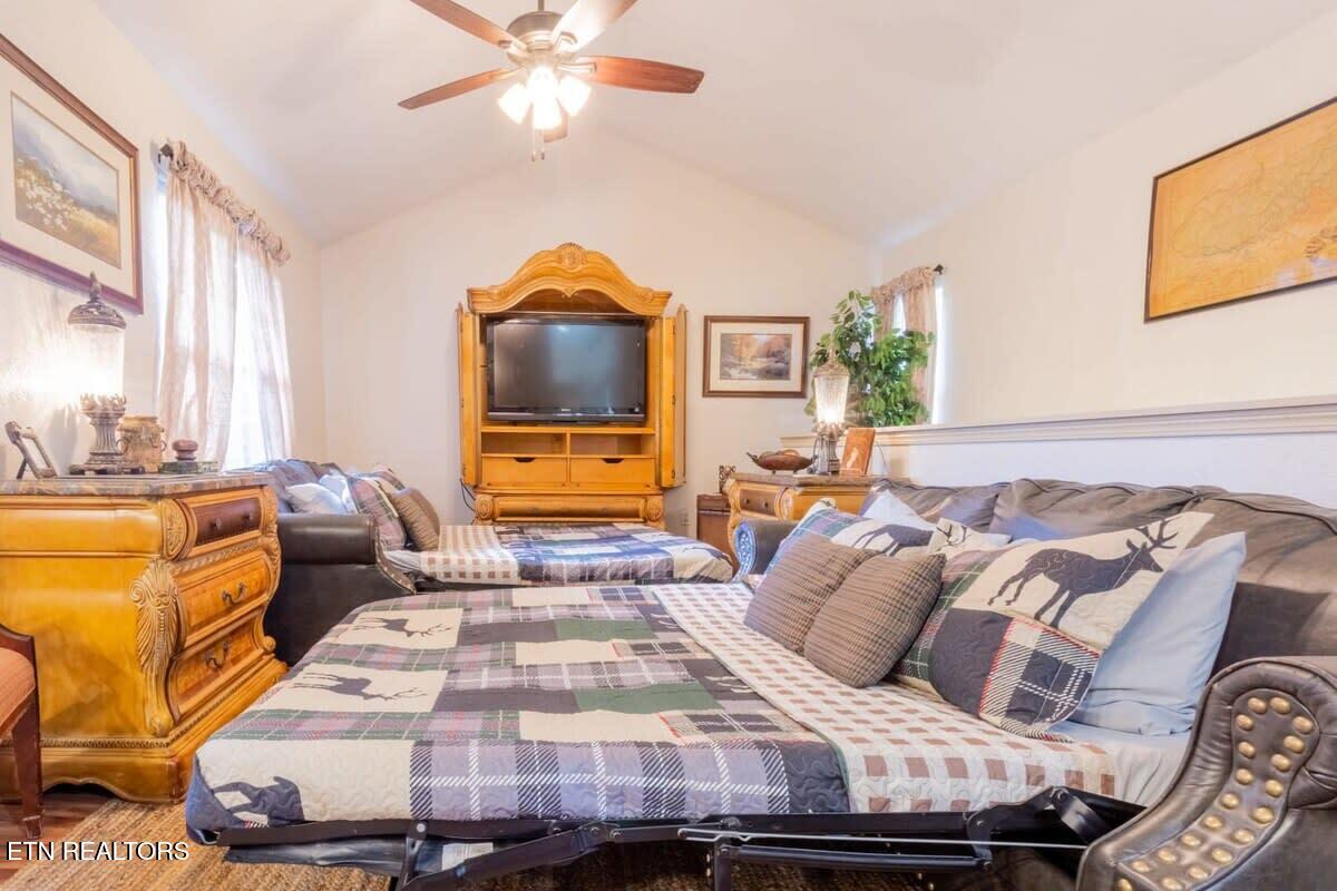 541 Johnson Lane 2