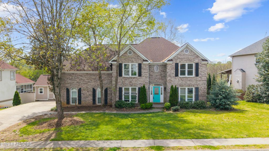 Photo of 1931 Northshore Hills Blvd, Knoxville, TN 37922 (MLS # 1335968)