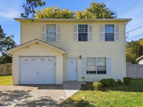 Photo of 7831 Emory Chase Lane, Knoxville, TN 37918 (MLS # 1360478)
