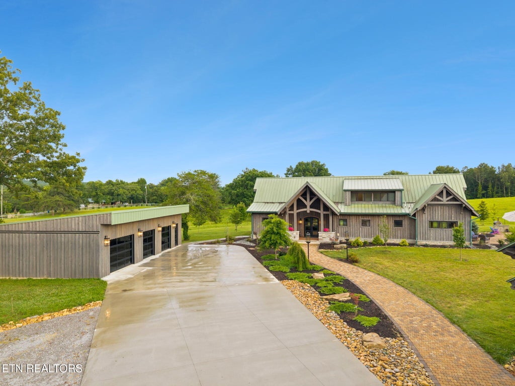 Photo of 3173 Genesis Rd, Crossville, TN 38571 (MLS # 1359326)