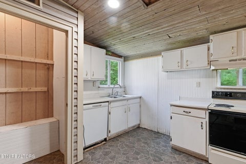 Tiny photo for 70 Valley Forge Drive, Oak Ridge, TN 37830 (MLS # 1349935)