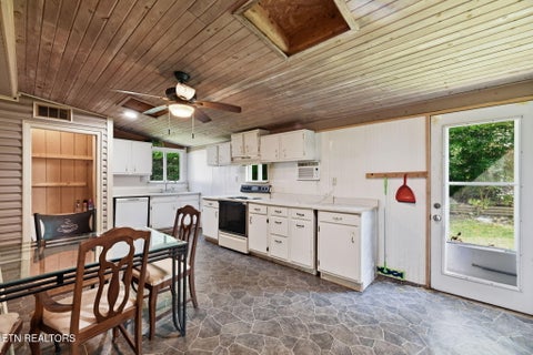 Tiny photo for 70 Valley Forge Drive, Oak Ridge, TN 37830 (MLS # 1349935)