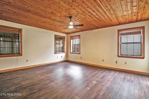 Tiny photo for 573 Mockingbird Drive, Crossville, TN 38555 (MLS # 1325547)