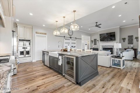 Tiny photo for 500 Rarity Bay Pkwy, Vonore, TN 37885 (MLS # 1338372)