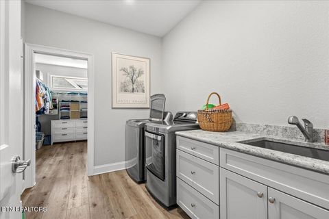 Tiny photo for 500 Rarity Bay Pkwy, Vonore, TN 37885 (MLS # 1338372)