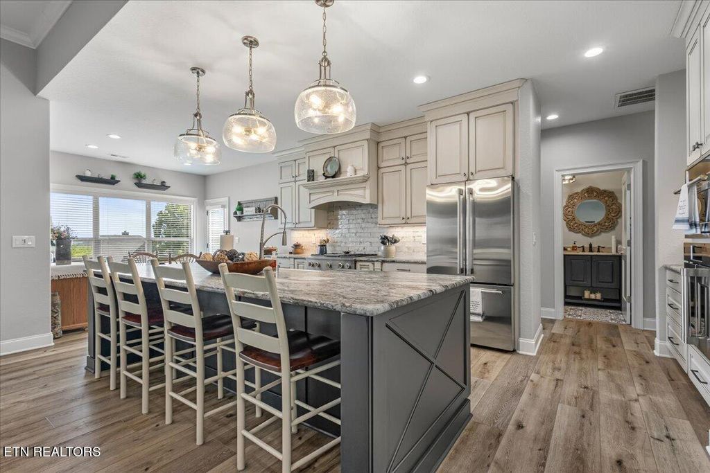 Photo of 500 Rarity Bay Pkwy, Vonore, TN 37885 (MLS # 1338372)