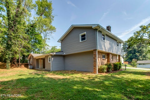 Tiny photo for 107 Bermuda Rd, Oak Ridge, TN 37830 (MLS # 1351218)