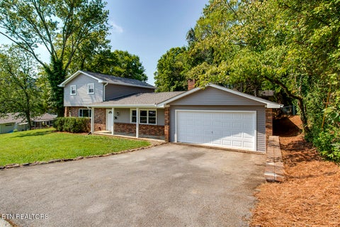 Tiny photo for 107 Bermuda Rd, Oak Ridge, TN 37830 (MLS # 1351218)