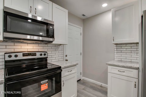 Tiny photo for 107 Bermuda Rd, Oak Ridge, TN 37830 (MLS # 1351218)