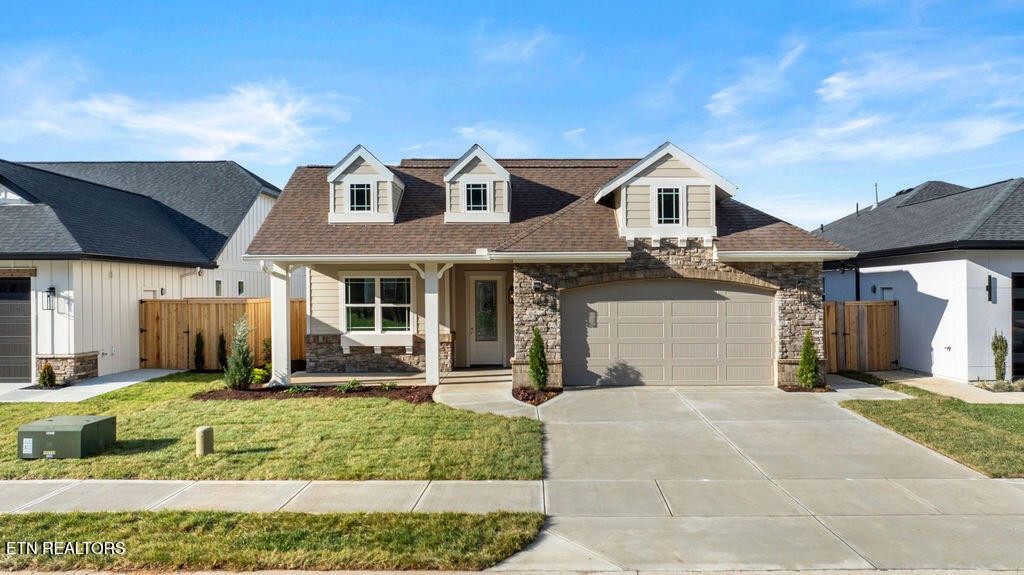 131 E Westcott Overlook