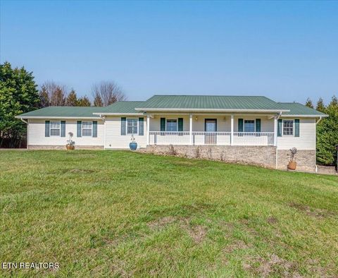 Photo of 228 Florence Circle, Dandridge, TN 37725 (MLS # 1331496)