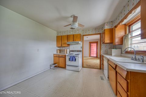 Tiny photo for 7624 NW Bennington Drive, Knoxville, TN 37909 (MLS # 1333359)