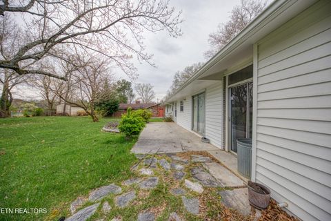 Tiny photo for 7624 NW Bennington Drive, Knoxville, TN 37909 (MLS # 1333359)