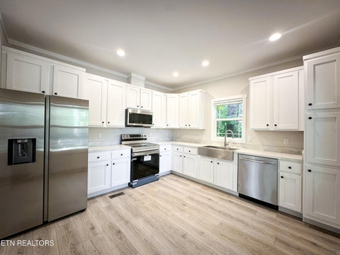 Tiny photo for 1623 Scenic Drive, Athens, TN 37303 (MLS # 1358407)
