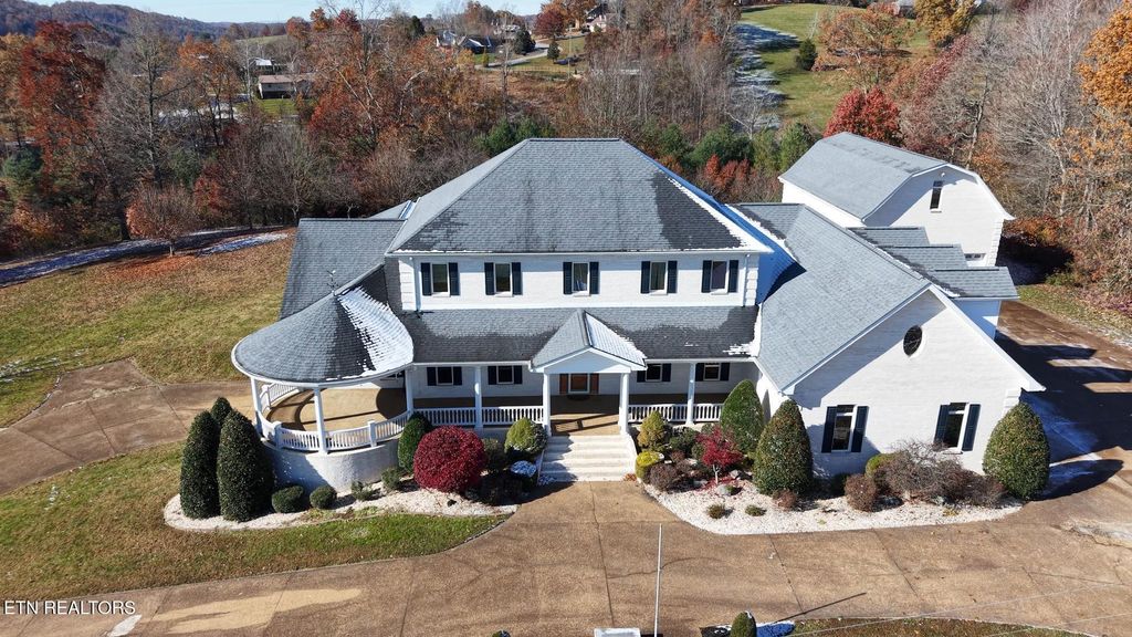 Photo of 323 Harmon Rd, New Tazewell, TN 37825 (MLS # 1321714)