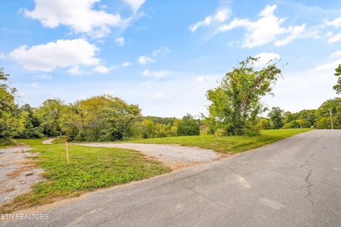 Tiny photo for 225 Pleasant View Loop, Clinton, TN 37716 (MLS # 1359509)
