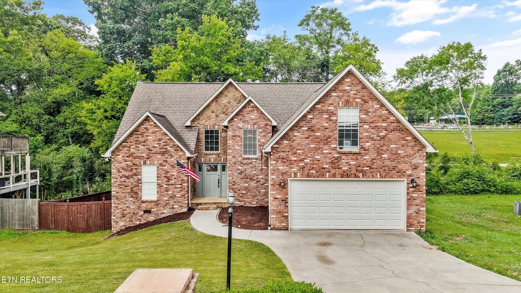 Photo of 2145 Willow Creek Lane, Knoxville, TN 37909 (MLS # 1345411)