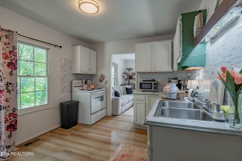 Tiny photo for 2417 Fillmore Ave, Knoxville, TN 37921 (MLS # 1344051)