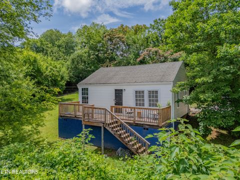 Photo of 2417 Fillmore Ave, Knoxville, TN 37921 (MLS # 1344051)
