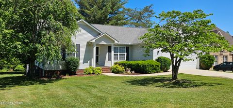 1124 E Deer Creek Drive Crossville TN 38571